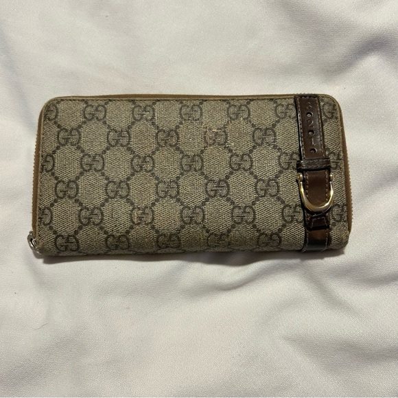 Gucci Brown Logo PVC Buckle Zip‎ Around Long Wallet - Picture 1 of 14